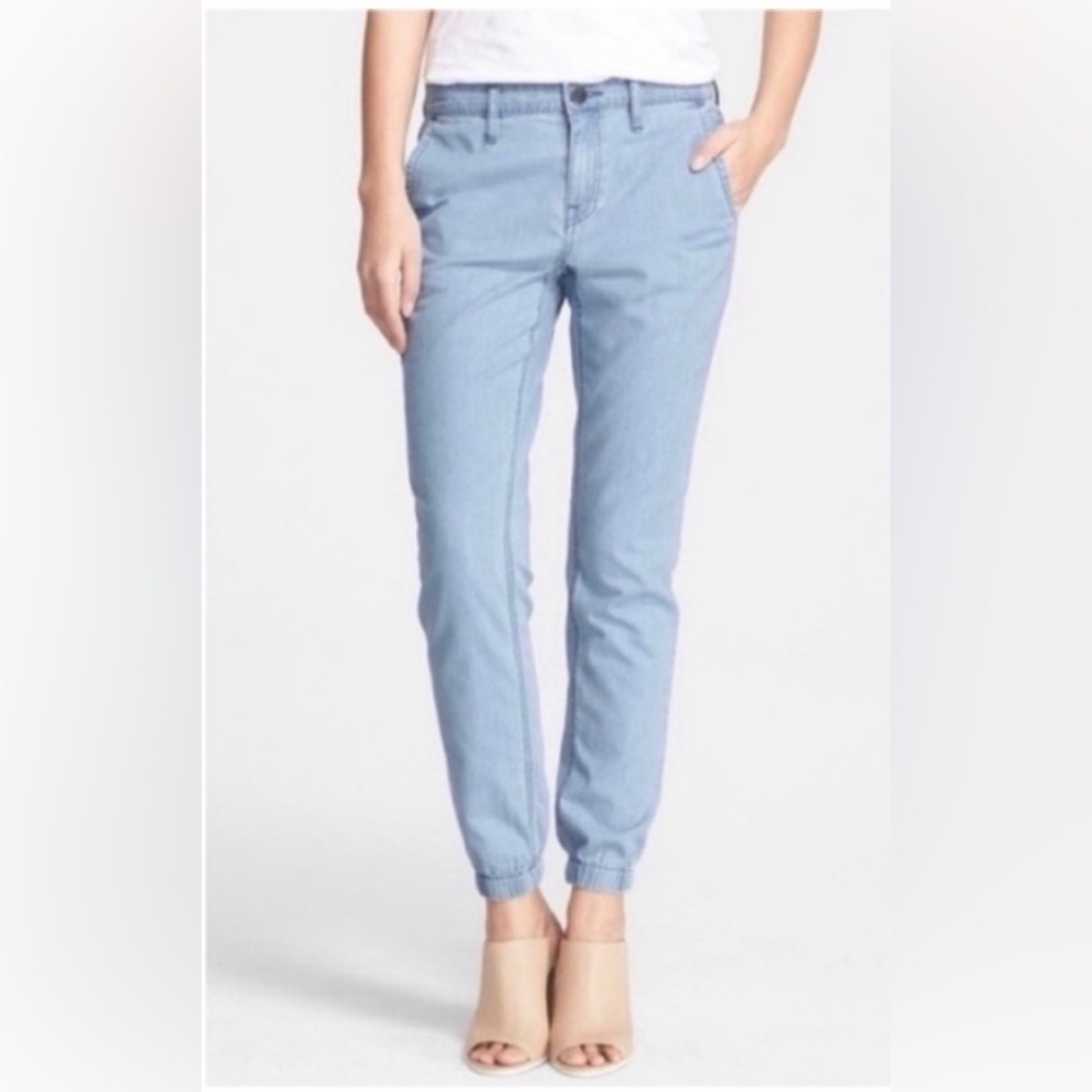 Vince light wash Light Blue Denim Jeans joggers size 27 soft light weight